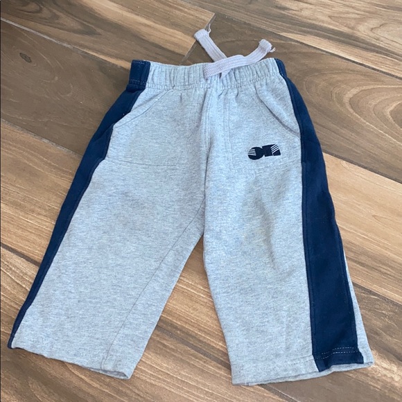 Boys sweatsuit - Picture 2 of 6